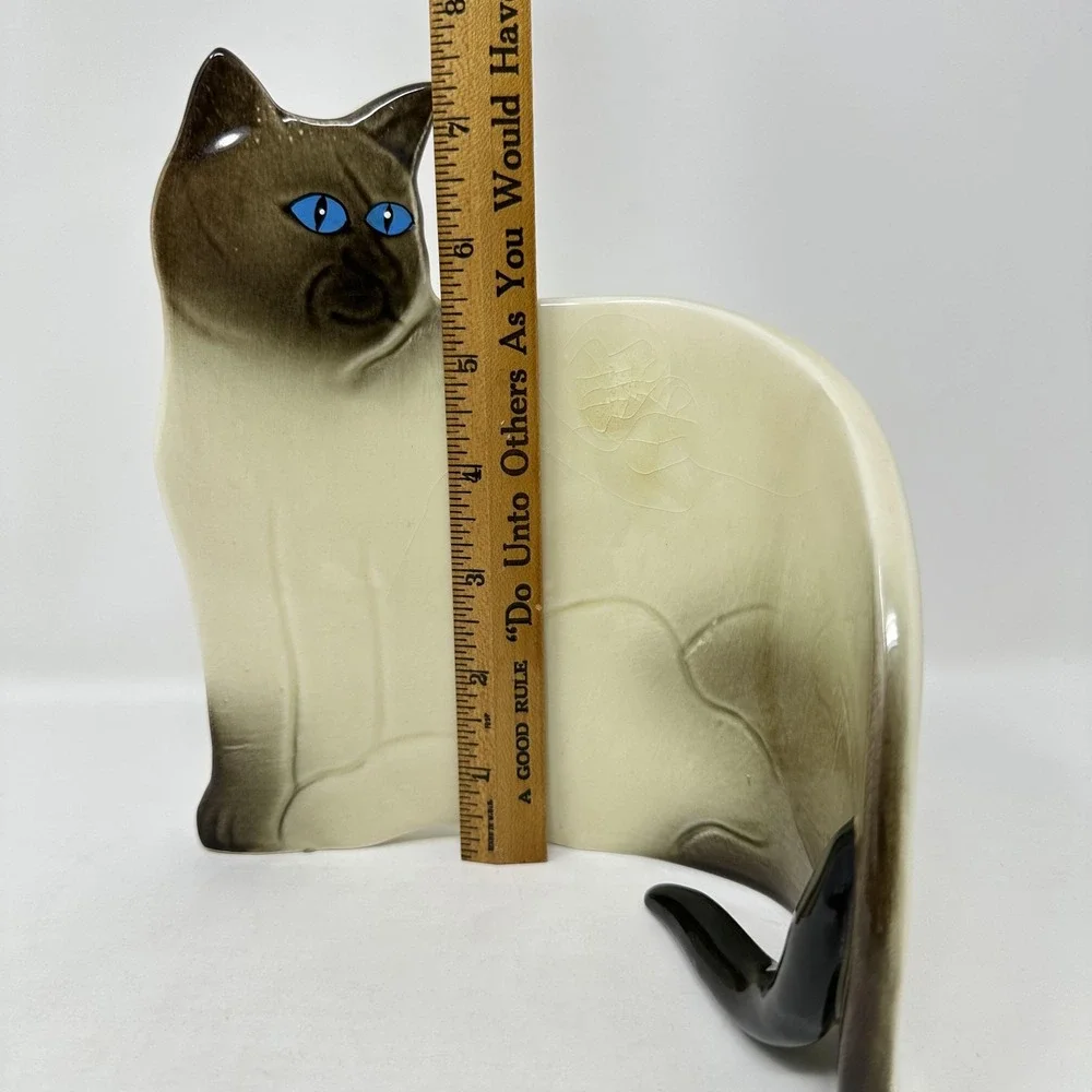 Vintage‎ Seymour Mann Japan Siamese Cat Ceramic Flat Curved Figurine Blue Eyes
